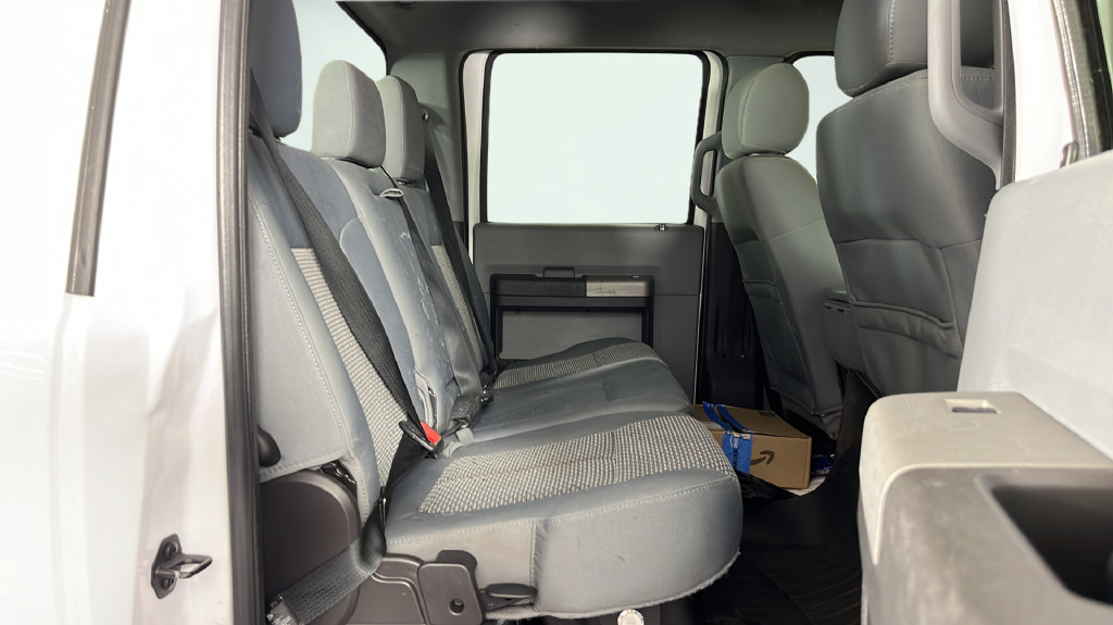 Used 2016 Ford F250 XLT w/ XLT Premium Package AWD/4WD image 18
