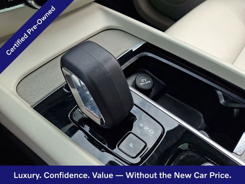 Certified 2023 Volvo XC60 B5 Plus w/ Protection Package Premier AWD/4WD image 16