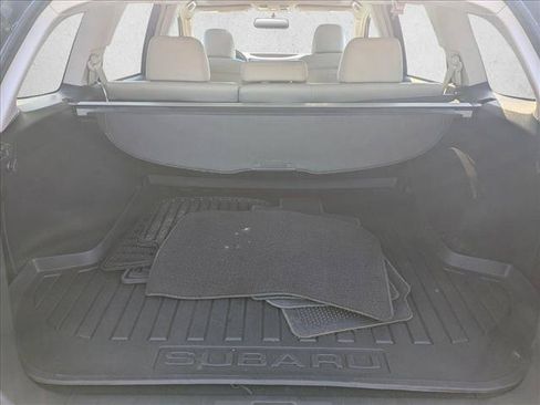 Used 2014 Subaru Outback 2.5i Limited w/ Moonroof Package AWD/4WD image 6