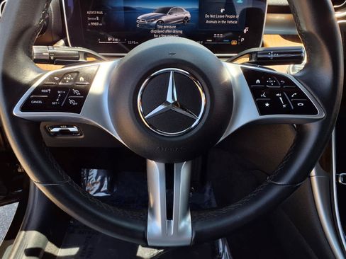 Used 2025 Mercedes-Benz C 300 4MATIC Sedan image 20
