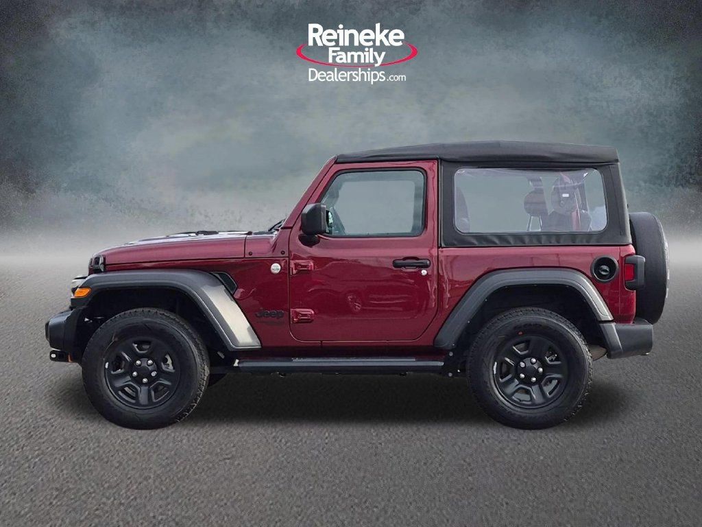 Used 2021 Jeep Wrangler Sport AWD/4WD image 9
