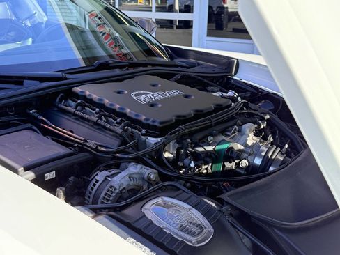 Used 2016 Chevrolet Corvette Z06 w/ 3LZ Preferred Equipment Group image 47