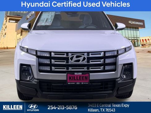Used 2025 Hyundai Santa Cruz SE image 2