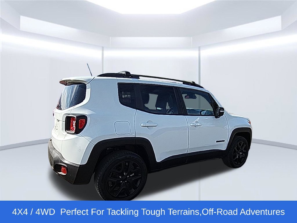 Used 2022 Jeep Renegade Altitude w/ Convenience Group AWD/4WD image 3
