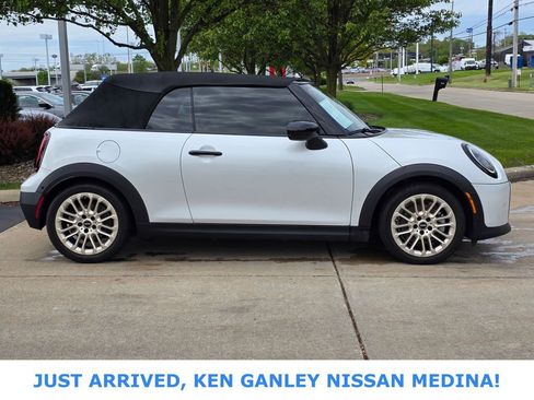 Used 2025 MINI Cooper S FWD image 22