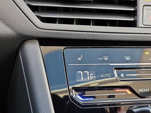 New 2026 Volkswagen Jetta SE image 20