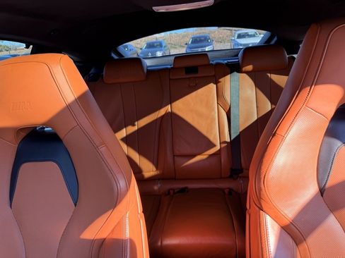 Used 2015 BMW X6 M image 28