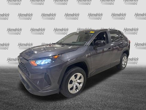 Used 2022 Toyota RAV4 LE image 12