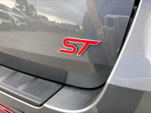 New 2026 Ford Explorer ST RWD image 15