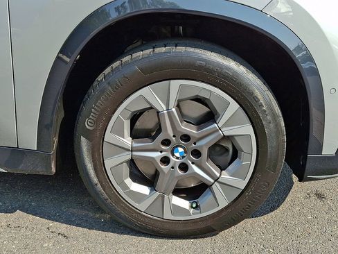 Used 2024 BMW X1 xDrive28i AWD/4WD image 8