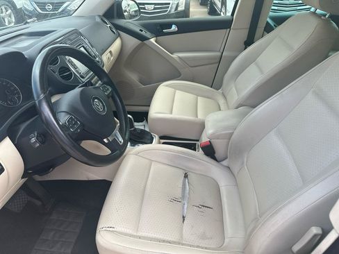 Used 2013 Volkswagen Tiguan S AWD/4WD image 9