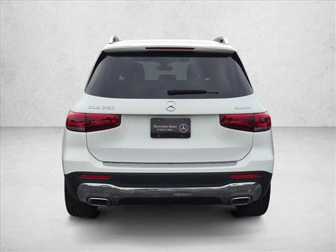 Certified 2023 Mercedes-Benz GLB 250 4MATIC image 7
