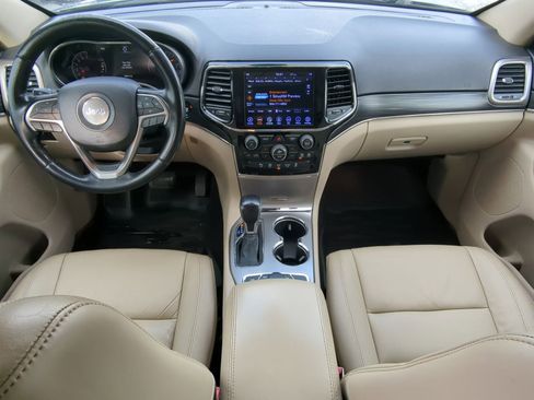 Used 2020 Jeep Grand Cherokee Limited image 18