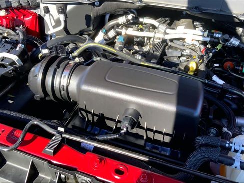 Used 2022 Ford Explorer XLT w/ Equipment Group 202A image 31