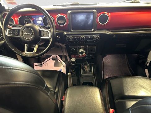 Used 2018 Jeep Wrangler Unlimited Rubicon AWD/4WD image 11