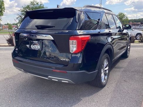 Used 2021 Ford Explorer XLT w/ Equipment Group 202A AWD/4WD image 7