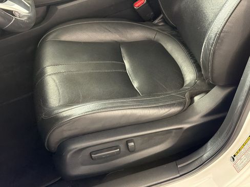 Used 2017 Honda Civic EX-L image 14