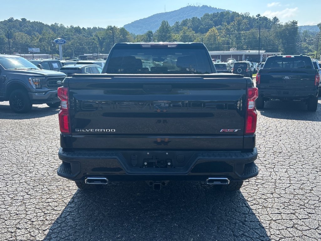 Used 2021 Chevrolet Silverado 1500 RST w/ Z71 Off-Road Package AWD/4WD image 6