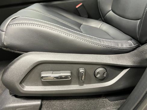 New 2025 Honda Pilot EX-L image 14