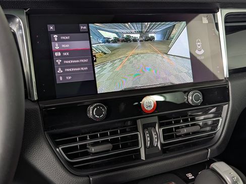 New 2026 Porsche Macan Turbo AWD/4WD image 32