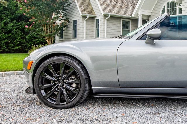 Used 2008 MAZDA MX-5 Miata Grand Touring w/ Premium Pkg RWD image 2
