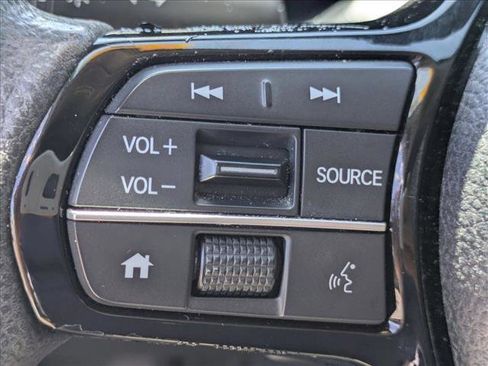 Used 2022 Honda Civic LX image 13