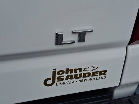 Used 2024 Chevrolet Silverado 2500 LT AWD/4WD image 30