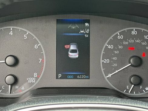 Used 2025 Toyota Corolla SE FWD image 30