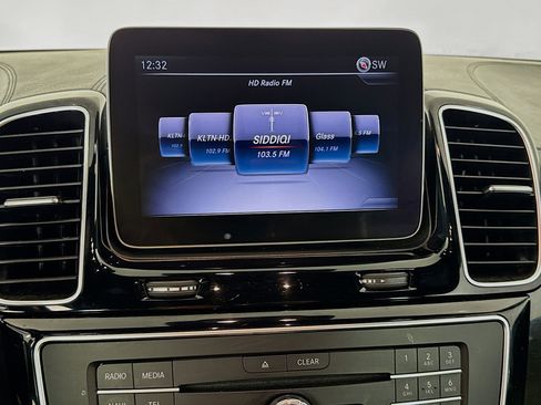 Used 2018 Mercedes-Benz GLE 43 AMG 4MATIC image 17