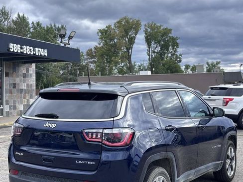 Used 2020 Jeep Compass Limited AWD/4WD image 3