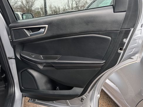 Used 2023 Ford Edge SEL w/ Convenience Package image 33