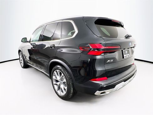 New 2026 BMW X5 xDrive50e w/ Climate Comfort Package image 5
