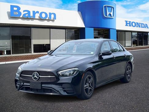 Used 2023 Mercedes-Benz E 350 4MATIC Sedan image 2