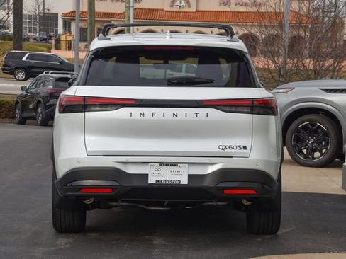 New 2026 INFINITI QX60 Sport w/ Dark Cargo Package AWD/4WD image 12