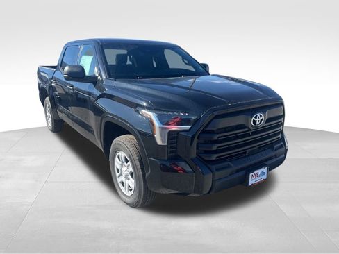 New 2025 Toyota Tundra SR image 2
