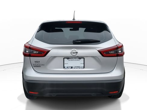 Used 2021 Nissan Rogue Sport S image 5