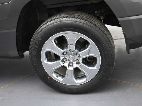 Used 2023 RAM 1500 Big Horn AWD/4WD image 5