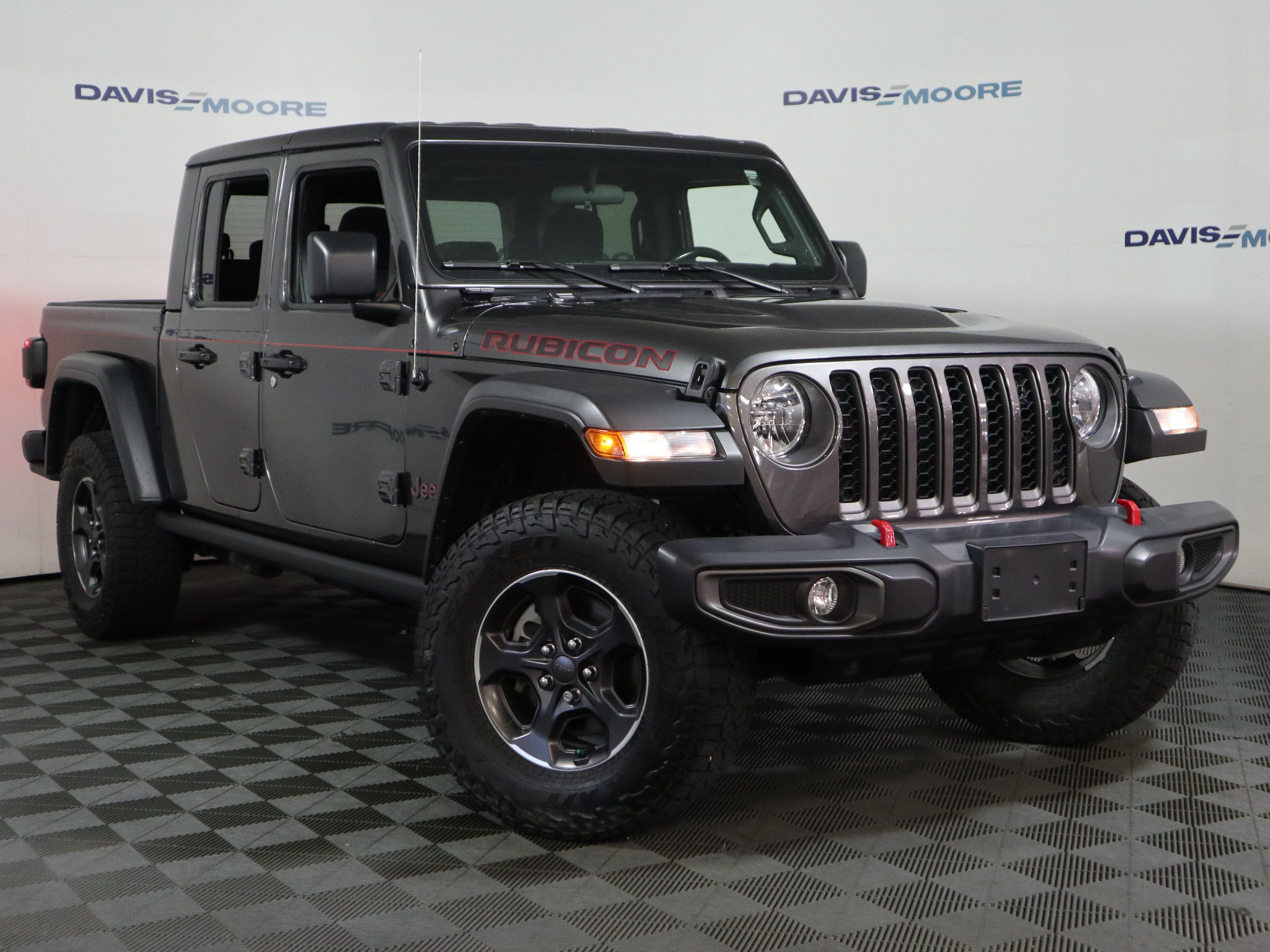 Used 2021 Jeep Gladiator Rubicon w/ Cold Weather Group AWD/4WD image 2