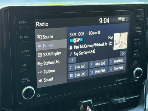 Used 2022 Toyota Corolla LE w/ Carpet Mat Package (TMS) FWD image 17