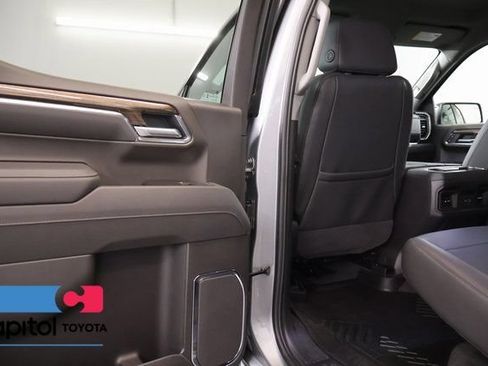 Used 2026 Chevrolet Silverado 1500 LT Trail Boss w/ LT Trail Boss Premium Package AWD/4WD image 31