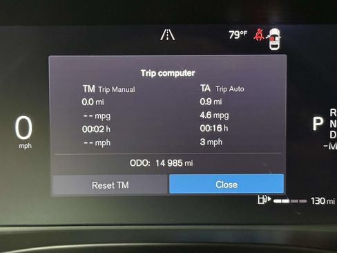 Used 2023 Volvo XC40 B5 Plus w/ Climate Package AWD/4WD image 5