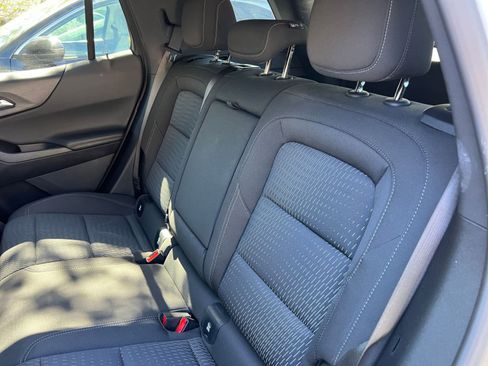 Used 2025 Chevrolet Equinox LT image 35