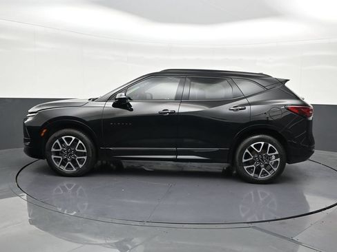 Used 2023 Chevrolet Blazer RS w/ Enhanced Convenience Package FWD image 2