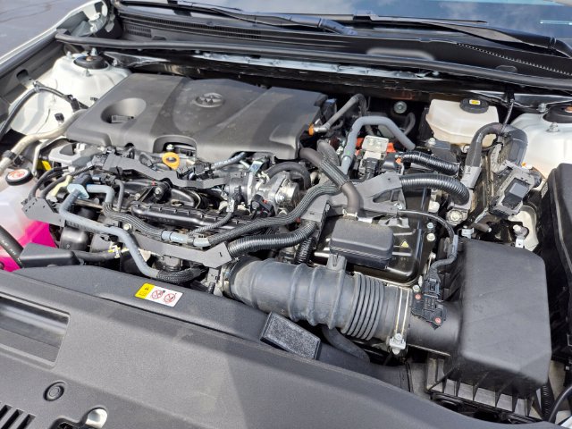 Used 2025 Toyota Camry SE FWD image 20