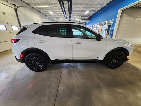 Used 2024 Buick Envision Sport Touring image 5