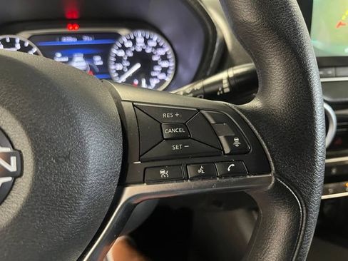 Used 2024 Nissan Sentra SV FWD image 28