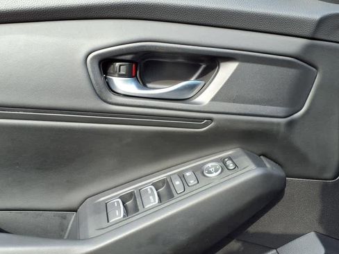 Used 2024 Honda Accord EX image 12