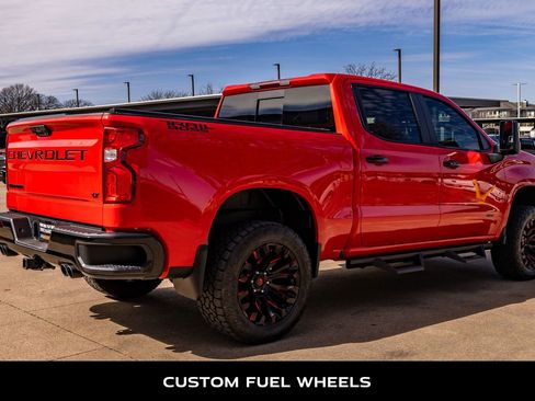 Used 2022 Chevrolet Silverado 1500 LT Trail Boss w/ Convenience Package II image 9