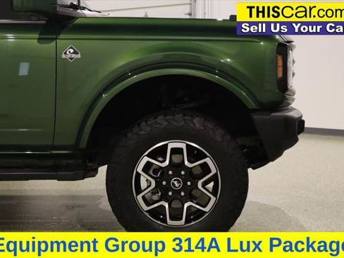 Used 2022 Ford Bronco Outer Banks AWD/4WD image 11