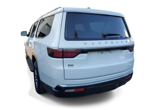 Used 2024 Jeep Wagoneer L 4WD image 3